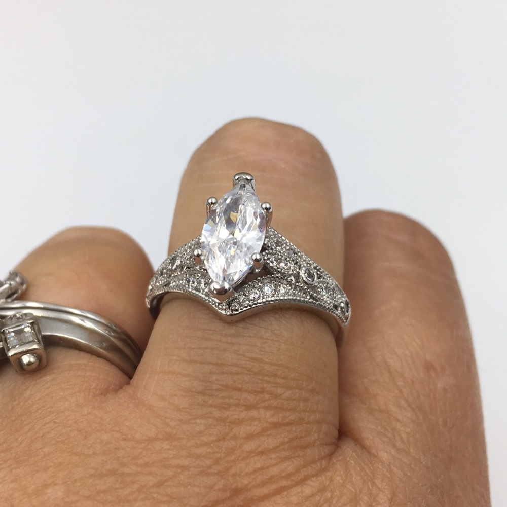 Wedding Ring Set - image 8